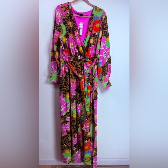 (R) Good times usa Floral Maxi Dress with Vibrant Colors, size 2XL - Picture 6 of 15
